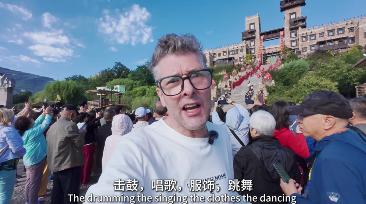 英国博主带你走进中国古羌城，看开城仪式，体验羌族文化